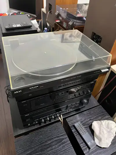 Akai Turntable, View more