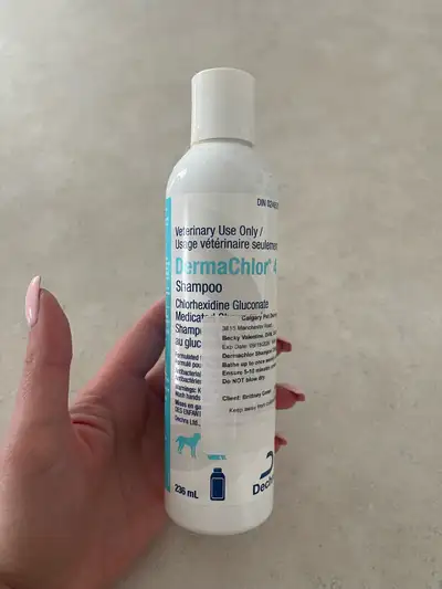 DermaChlor 4 vet grade dog shampoo, View more