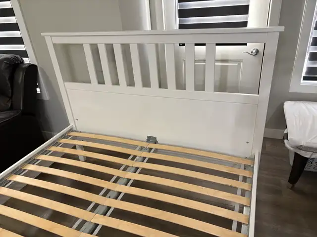 Queen Bed Frame in Beds & Mattresses in Calgary - Image 2