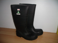 Security work steel toe rubber boots size 8 US femme