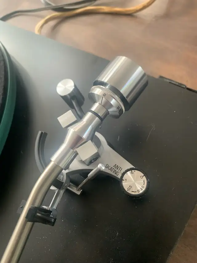 Vintage Rega Planar 3 Turntable w/ RB300 Tonearm in Other in Ottawa - Image 3