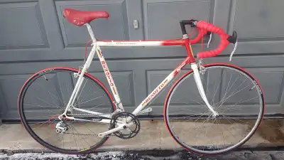 Benotto Triathlon road bike, View more
