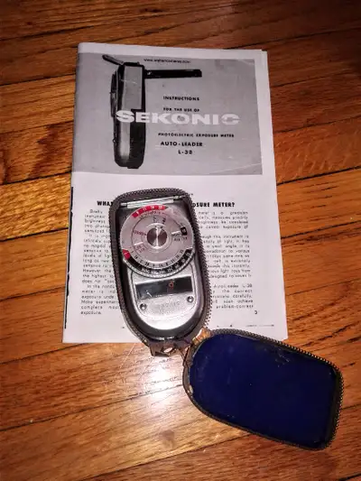 Sekonic Auto-Leader Light Meter in Near Mint Condition!, View more