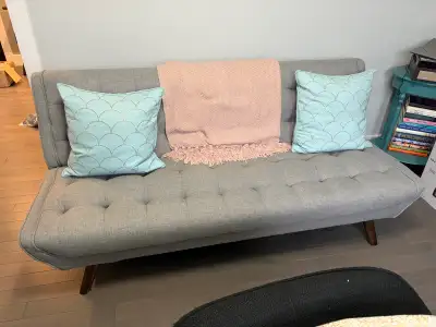 Gray structube sofa bed / Canapé-lit futon Gris de structube , View more