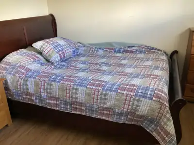 Queen   bed  white mattress and wood mattress very clean no pets, View more