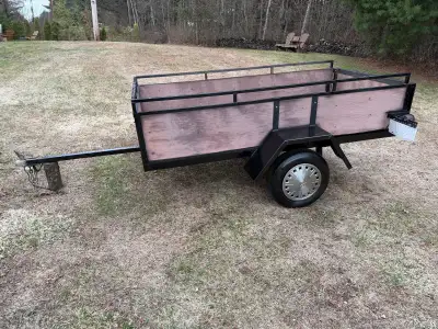 4 x 8 foot utility trailer. Located in Pembroke Ontario area.