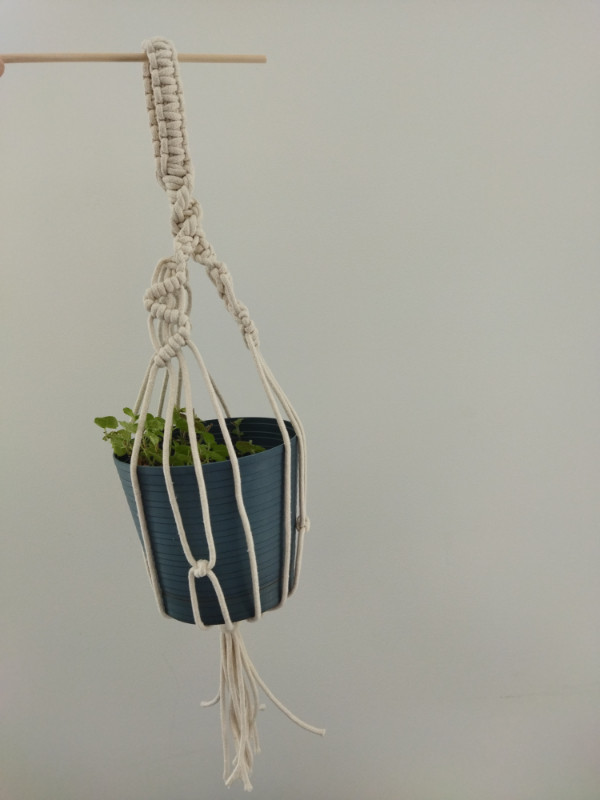Macrame plant hanger in Home Décor & Accents in Markham / York Region - Image 4