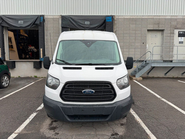 FOR SALE: 2016 Ford Transit 250 – Excellent Condition dans Autos et camions  à Ville de Montréal - Image 4