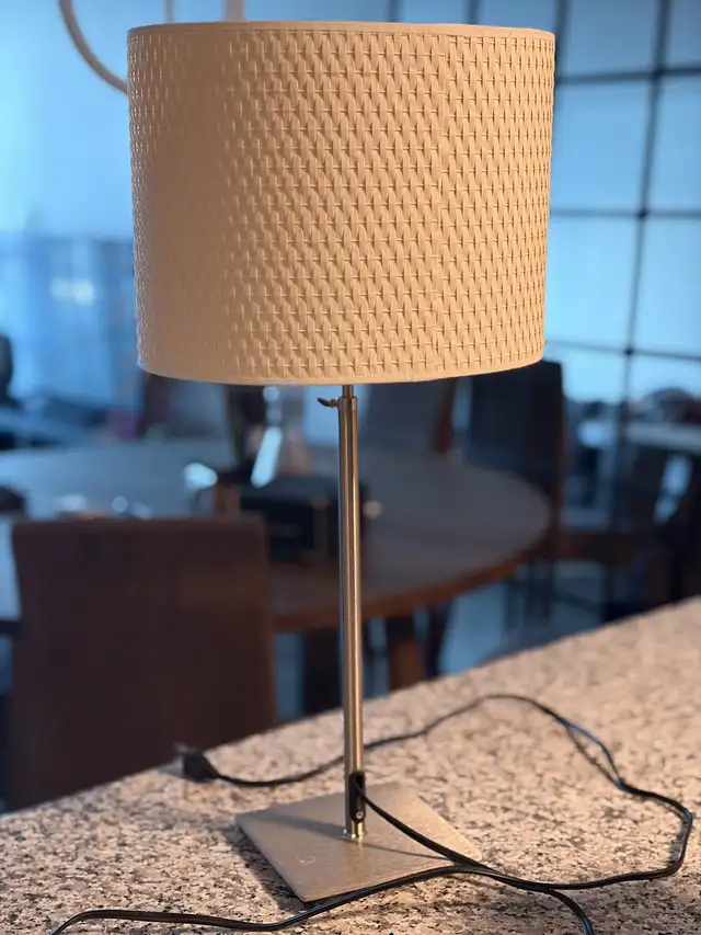 IKEA lamp in Indoor Lighting & Fans in Markham / York Region - Image 2
