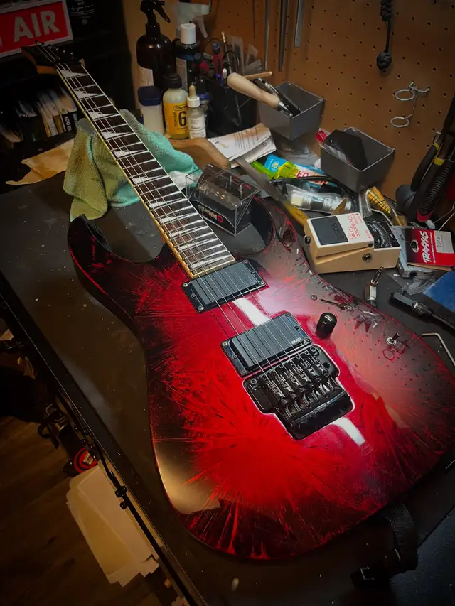 Guitar/Stringed Instrument Repair & Modification  in Guitars in Bedford - Image 4