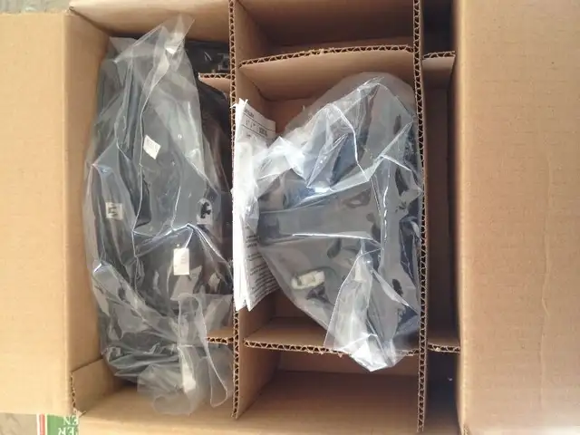 Brand new tailgate handle assembly - Chevrolet in Auto Body Parts in Ottawa - Image 2