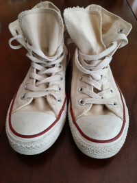 Converse sneakers. Red size 4 or cream 4.5