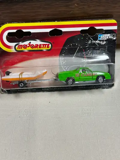 Majorette - El Camino w/ Motor Boat Trailer - Series 300 - (Z)