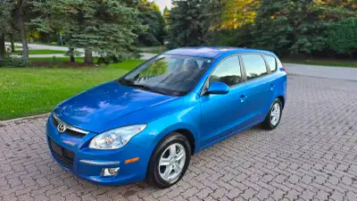2011 Hyundai Elantra Touring, 2.0L 4cylinder engine, automatic transmission, only 159,000kms, Extens...