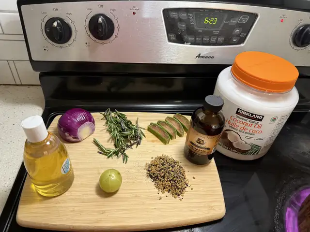 Hair care oil for male female (Oakville) in Other in Oakville / Halton Region - Image 3