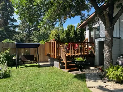 Outdoor Dream 3 bedroom 2 bath upper floor of my home with large 1000 sq ft garage. Enclosed sunroom...