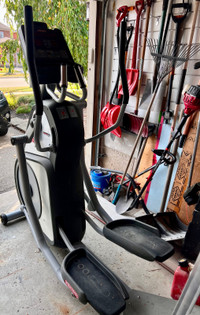 Star Trac Elite commercial elliptical trainer