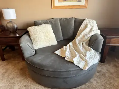 Like NEW!  Large Circle Loveseat - Grey Durable Fabric , View more