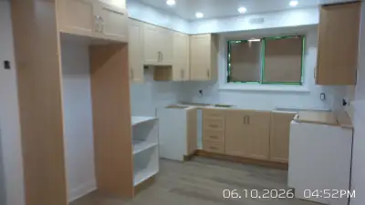 Magnifique 41/2 entièrement rénové à 100% dans un demi sous-sol d'un 8plex à Pointe-Aux-Trembles sur...