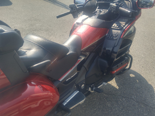 2015 40th Aniversary Goldwing with Airbag in Touring in Kitimat - Image 3