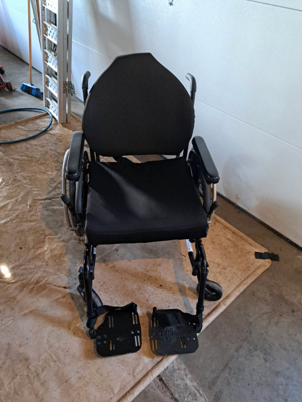 Quickie Wheelchair in Health & Special Needs in Trenton