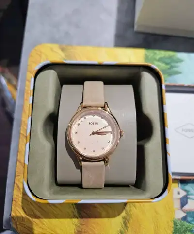Fossil Rose Gold Watch - NEED TO SELL EVERYTHING, View more