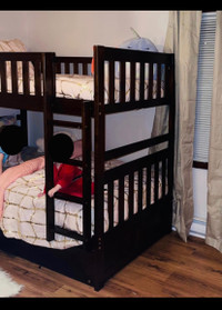 Bunk Bed with pullout Trundle Bed