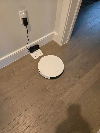 This Trouver robot vacuum is ready to make your floors spotless with its powerful suction and smart...