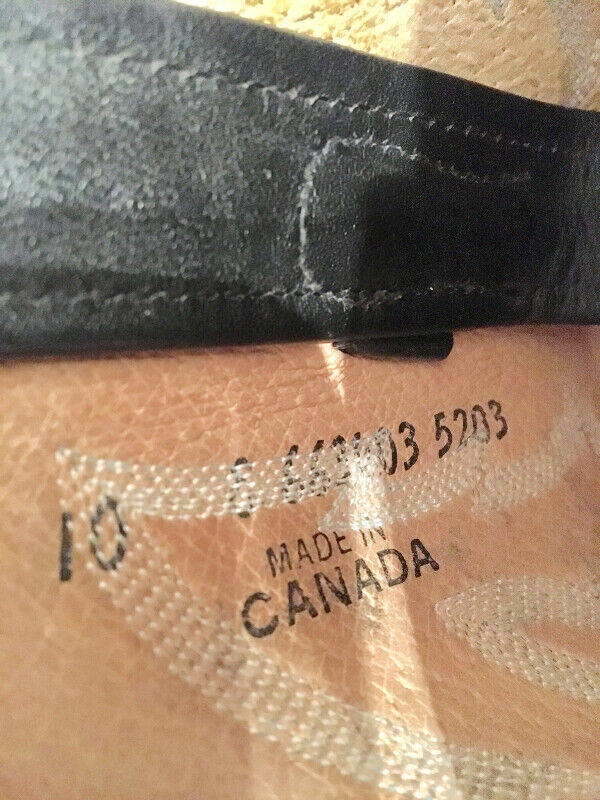 Authentic Black Cowboy leather Boots MADE IN CANADA $100 dans Chaussures pour hommes  à Laval/Rive Nord - Image 2