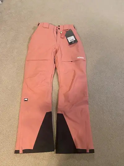 Women’s Montec ski/snow pants brand new! tags on, View more