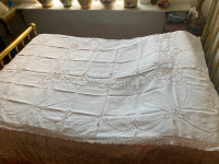 Très RARE nappe blanche victorienne  richelieu et 24 serviettes