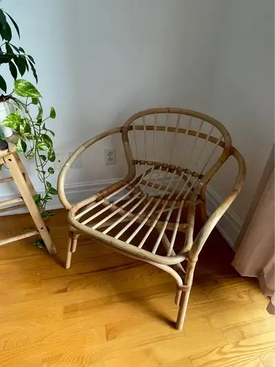 Grand fauteuil en rotin, View more