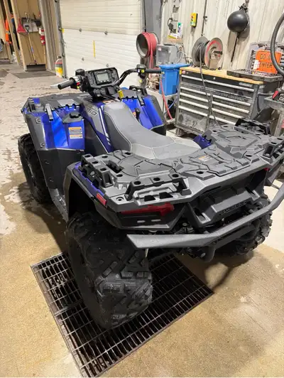 2024 sportsman 850 ultimate trail -148 km -Polaris quick connect 60” plow -Hand/thumb warmers -Polar...
