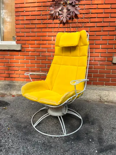 Chaise patio vintage Homecrest avec coussin d’origine, View more