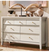BNIB Dresser tv stand Markham / York Region Toronto (GTA) Preview