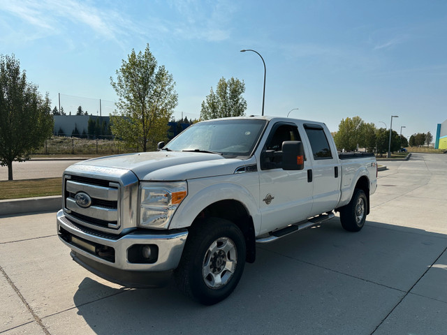 2011 Ford F-350 Super Duty 4x4 Diesel  in Cars & Trucks in Edmonton