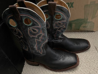 Cowboy men's boot  8.5sz E