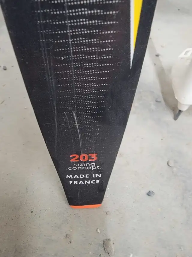 Rossignol cross country skis 203cm SNS binding + poles in Ski in Banff / Canmore - Image 5