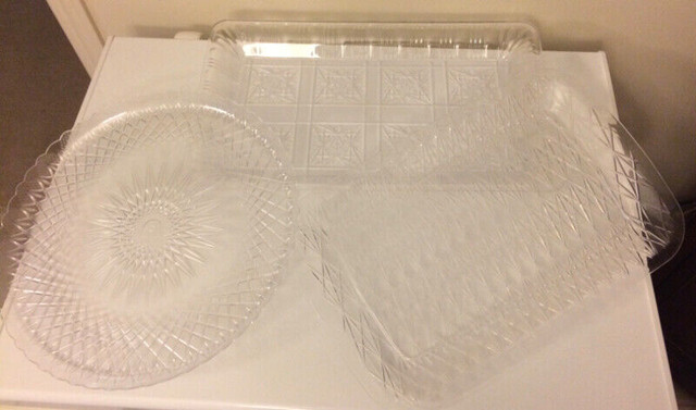3 Serving Trays Party Trays Clear Plastic For Sale in Kitchen & Dining Wares in Oakville / Halton Region