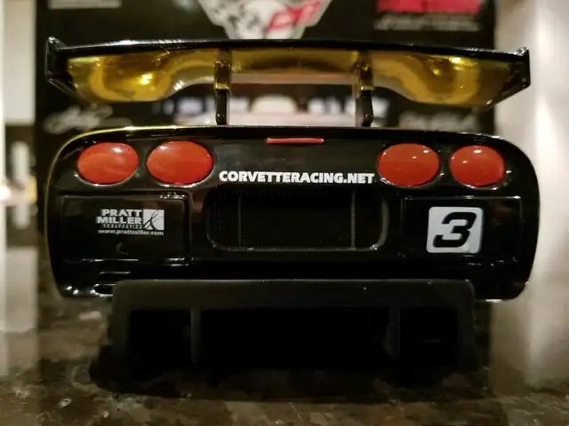 1:18 Diecast Action Chevrolet Corvette C5-R Dirty Gold in Arts & Collectibles in Markham / York Region - Image 8