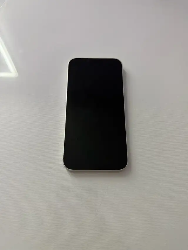 IPhone 13 in Cell Phones in City of Toronto - Image 3