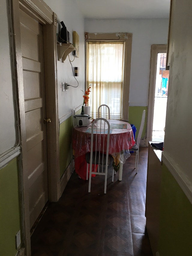 Verdun Cozy tiny bedroom for rent Chambres à louer et colocs Ville