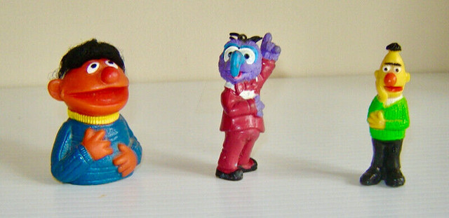 Vintage Wonderful 1970-1980s Sesame Street Muppet Figures in Arts & Collectibles in City of Toronto - Image 3