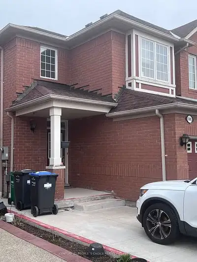3+1 Entire Semi- Detached House for Lease in Mississauga.