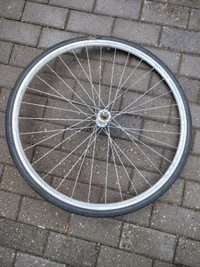 Front Bicycle Wheel | Double-Walled | 700 x 28c