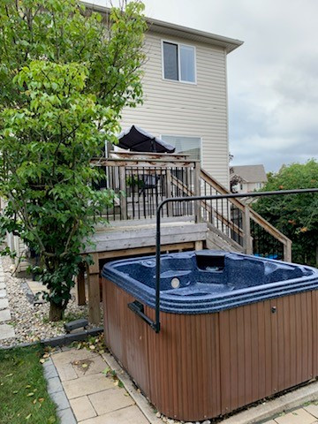 Hot Tub - Free in Hot Tubs & Pools in Cambridge - Image 3