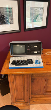 Kaypro 2: World’s first portable computer