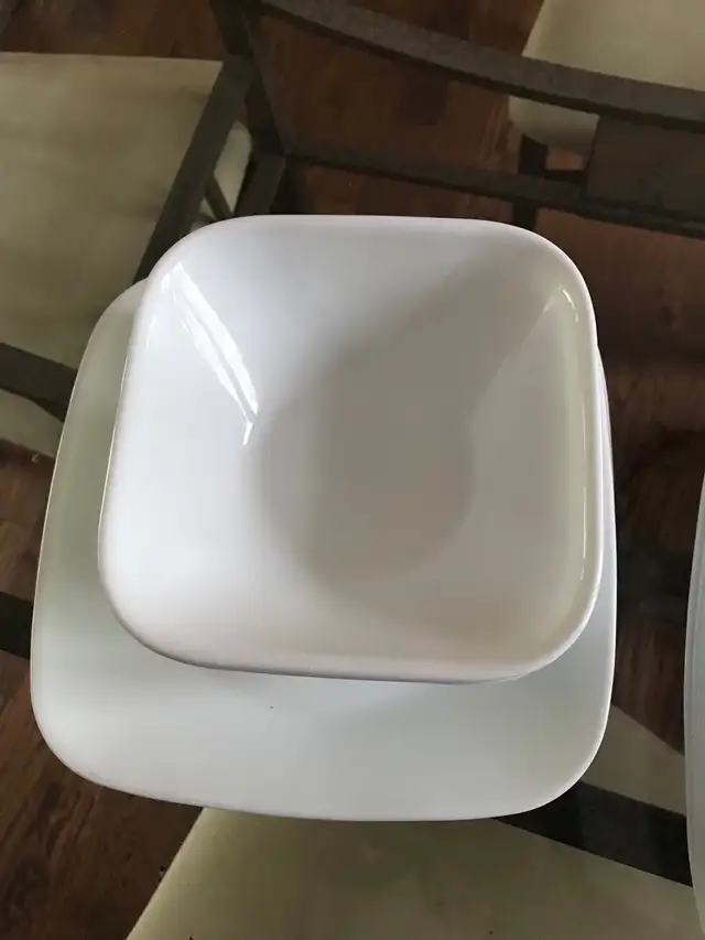 Corelle corningware vitrelle  in Kitchen & Dining Wares in Markham / York Region - Image 3