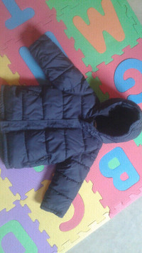 Size 4 Charcoal Grey Frost free puffer jacket!  Warm and light!