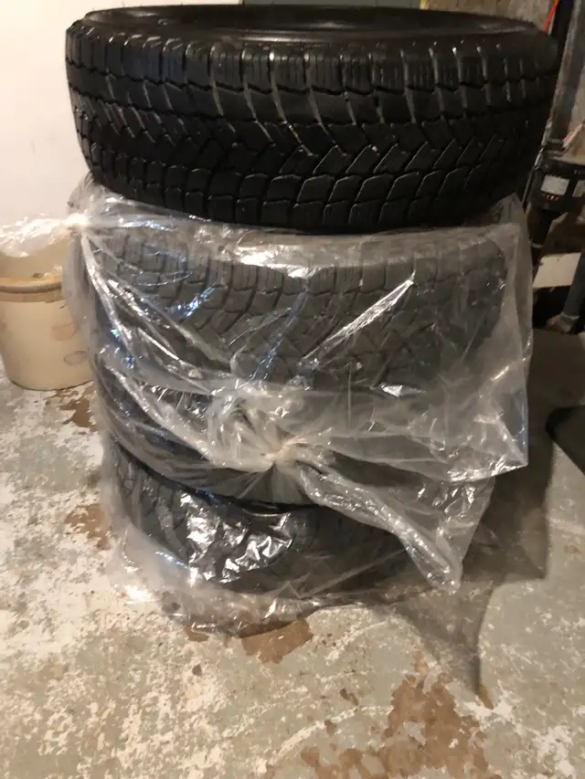 Michelin X Ice SUV Snow Tires in Tires & Rims in Kingston - Image 3